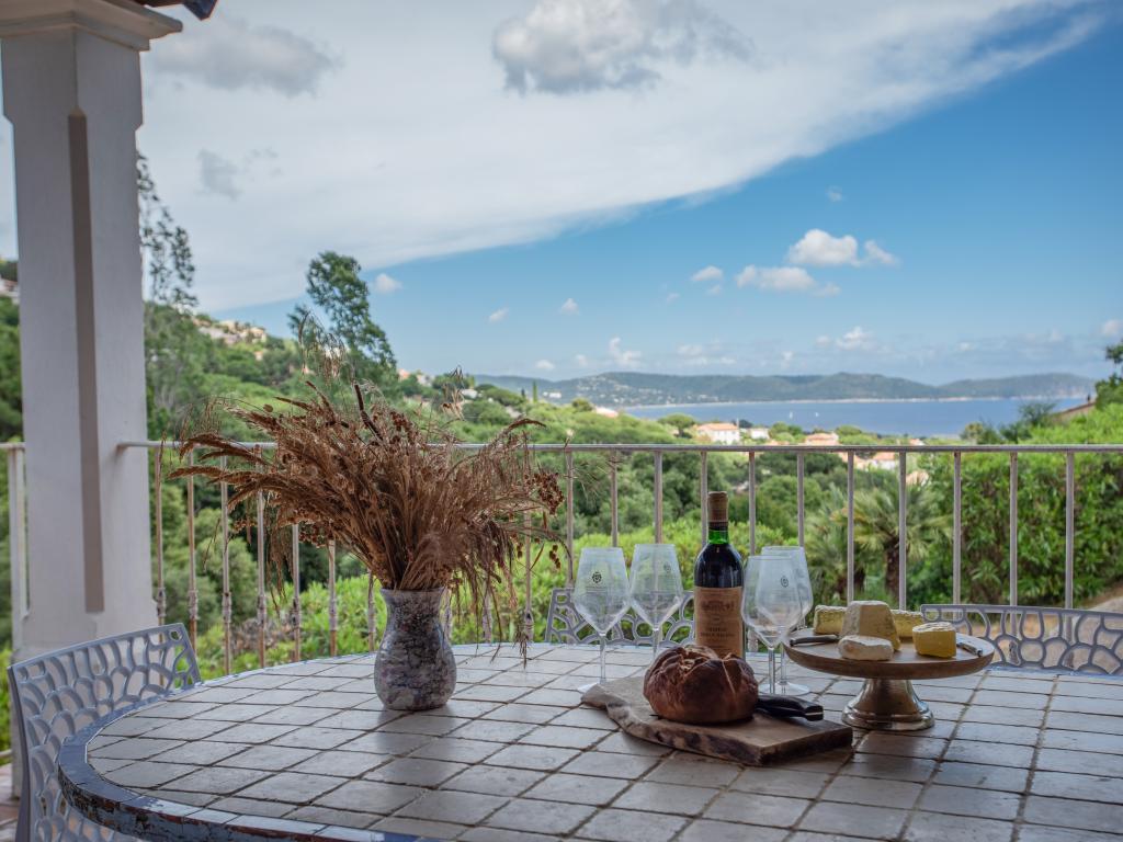 Plage, Villa avec vue, piscine et proche de la plage - Photo 32