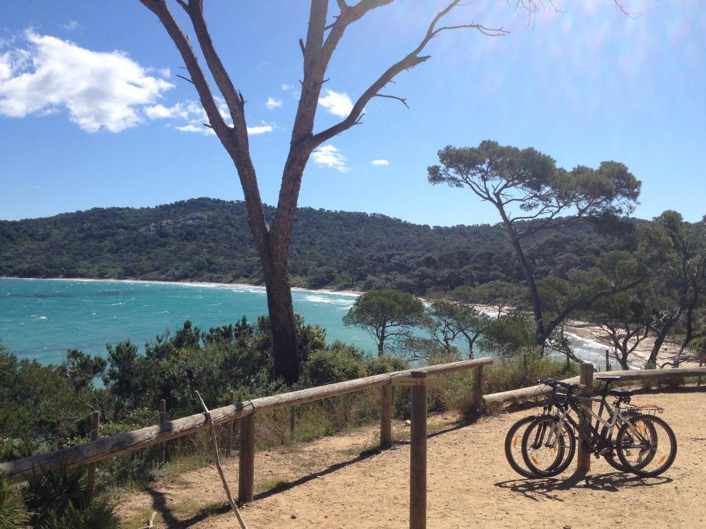 Plage, Villa avec vue, piscine et proche de la plage - Photo 35