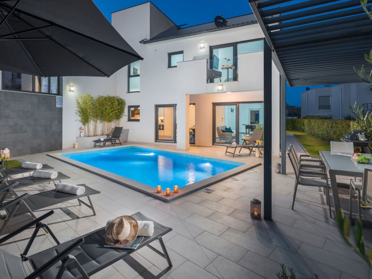 Villa Freya à Medulin : piscine privée, 150 m de la mer - Photo 1
