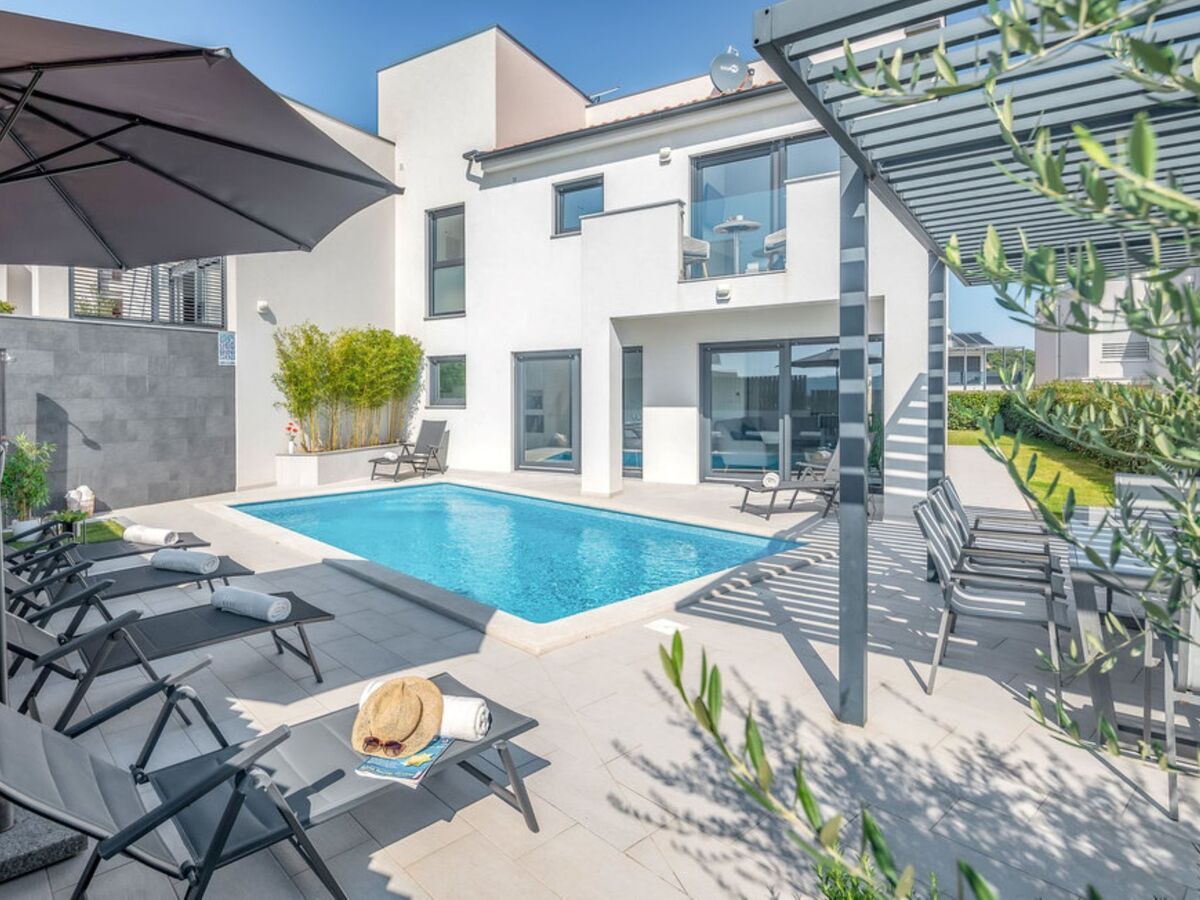 Villa Freya à Medulin : piscine privée, 150 m de la mer - Photo 8
