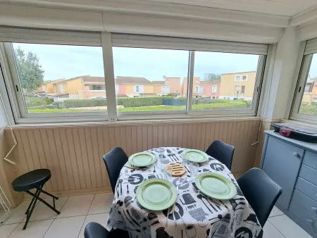 Location appartement à Marseillan Plage, Appartement 2 Pièces avec Piscine, Parking Privé et Proche Plage pour 4 Personnes