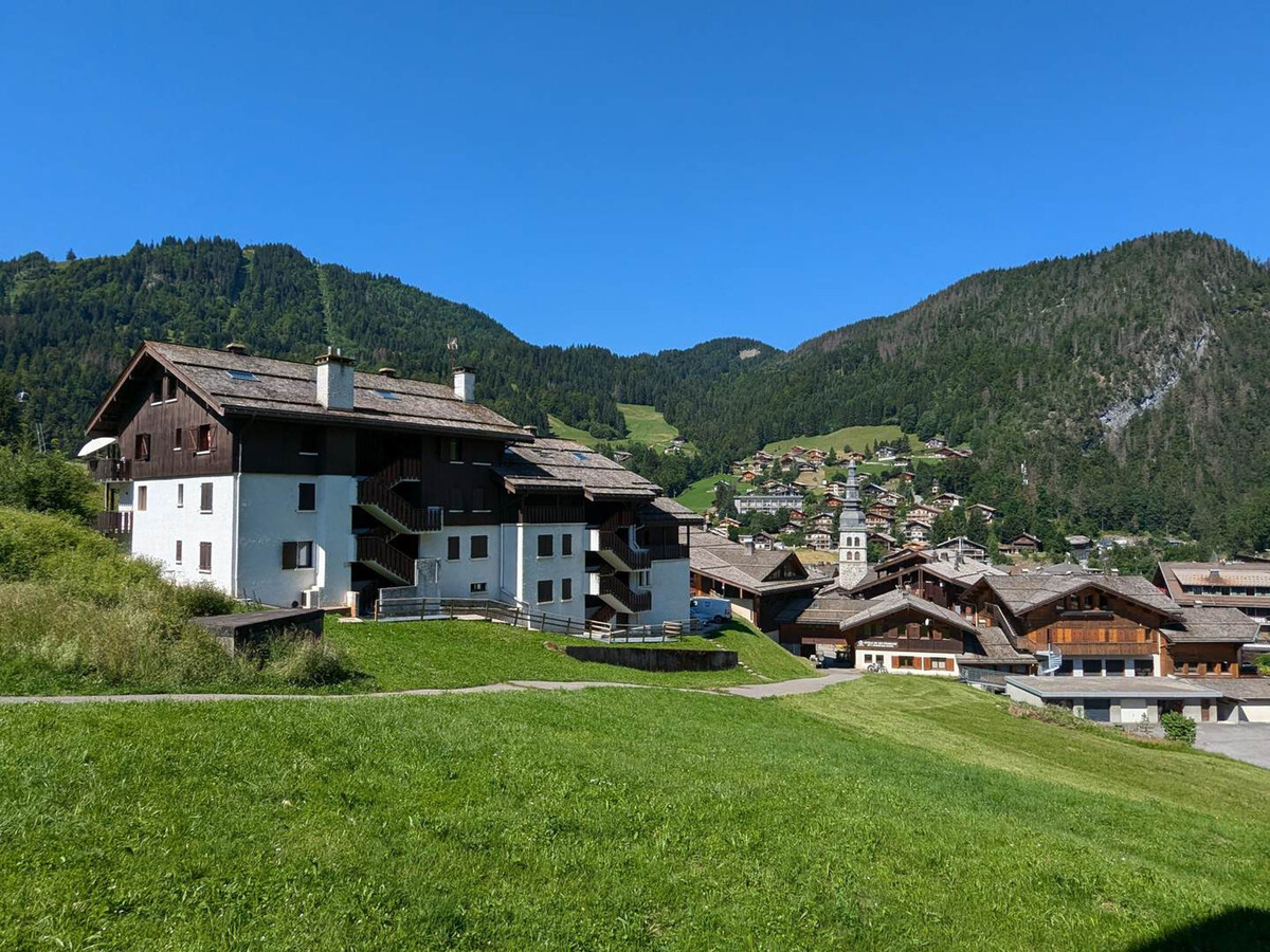 Appartement 4 pers. La Clusaz, accès pistes, terrasse sud - Photo 9