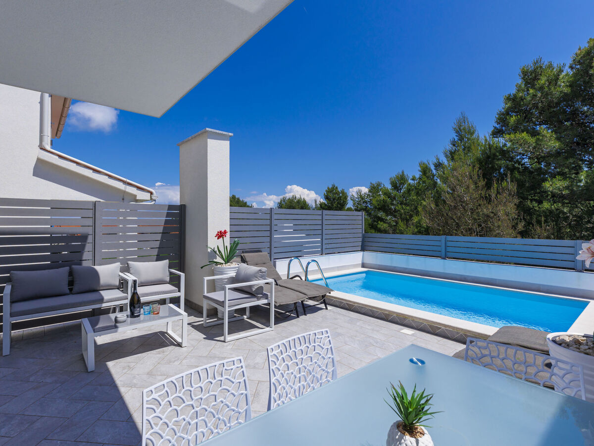 Villa Oli/A : maison 6 pers. piscine privée à Ližnjan - Photo 3