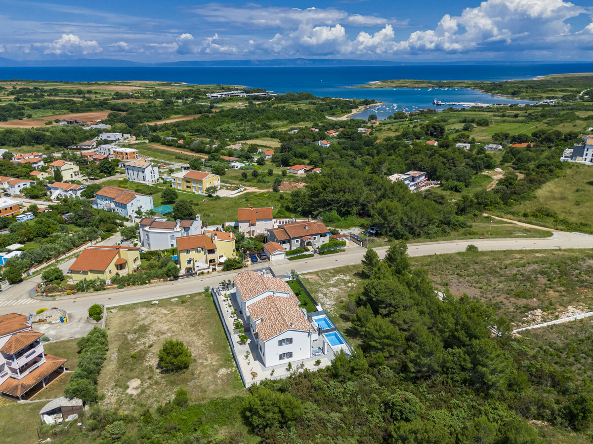 Villa Oli/A : maison 6 pers. piscine privée à Ližnjan - Photo 9