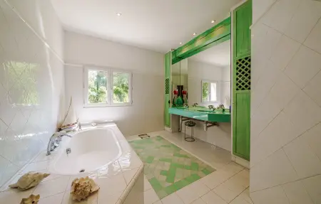 Maison 5 chambres avec piscine privée à Aix-en-Provence : photo 23