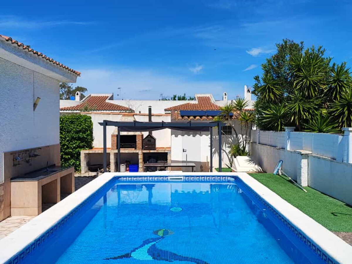 Maison 6 pers. avec piscine privée près de la mer à Riumar - Photo 1