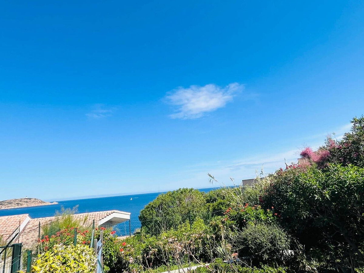 T2 climatisé vue mer, terrasse jardin à Calvi - Photo 6