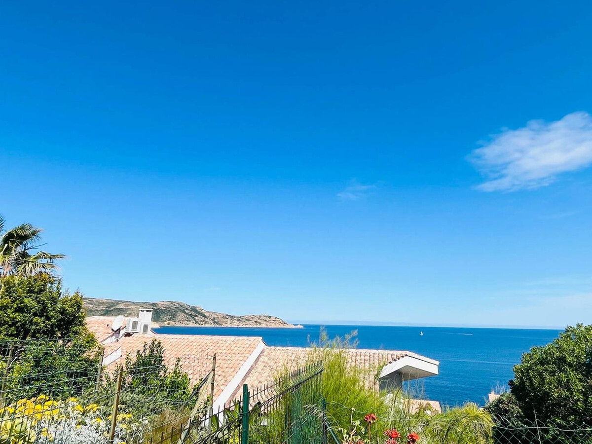 T2 climatisé vue mer, terrasse jardin à Calvi - Photo 18