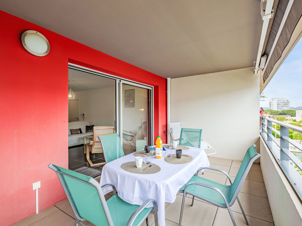 Appartement Le Newport à Fréjus, 900 m de la plage - Photo 2