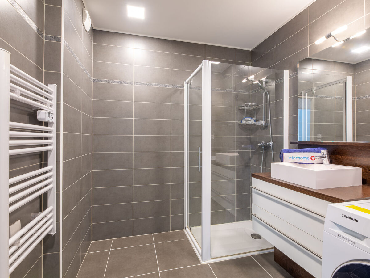 Appartement Le Newport à Fréjus, 900 m de la plage - Photo 5
