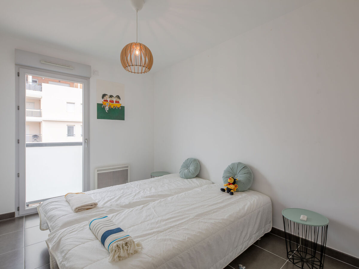 Appartement Le Newport à Fréjus, 900 m de la plage - Photo 11
