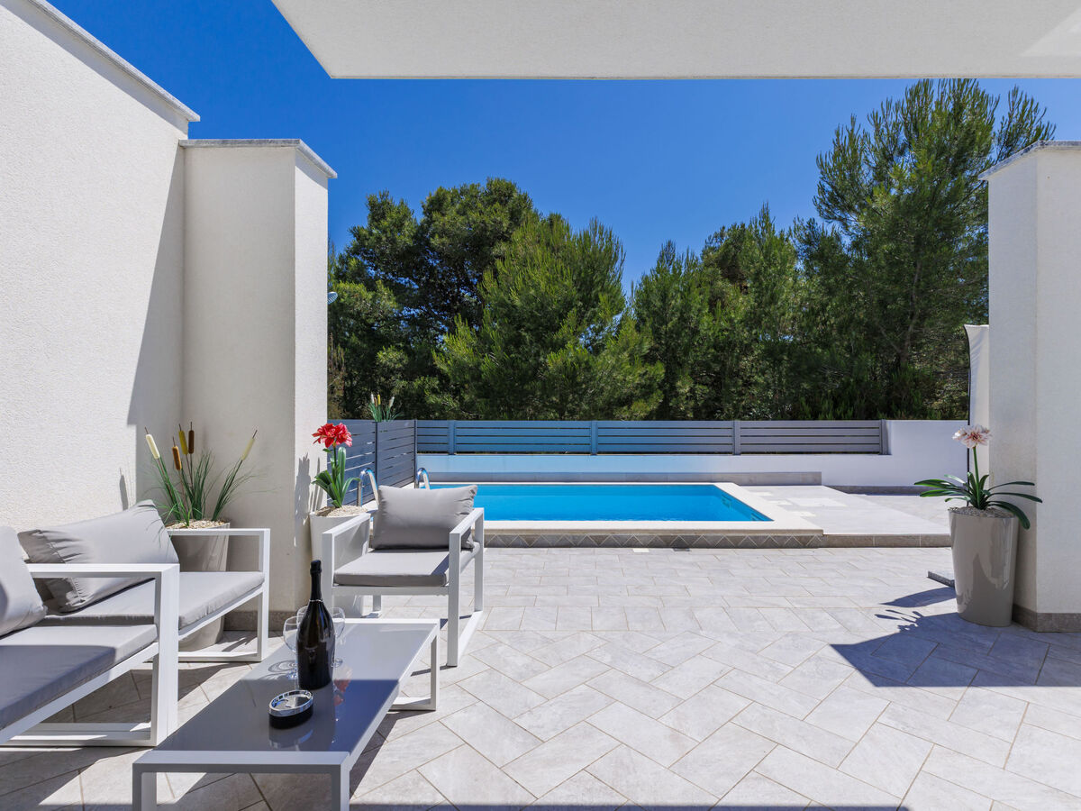 Villa Oli/B : maison 2 chambres avec piscine privée - Photo 8