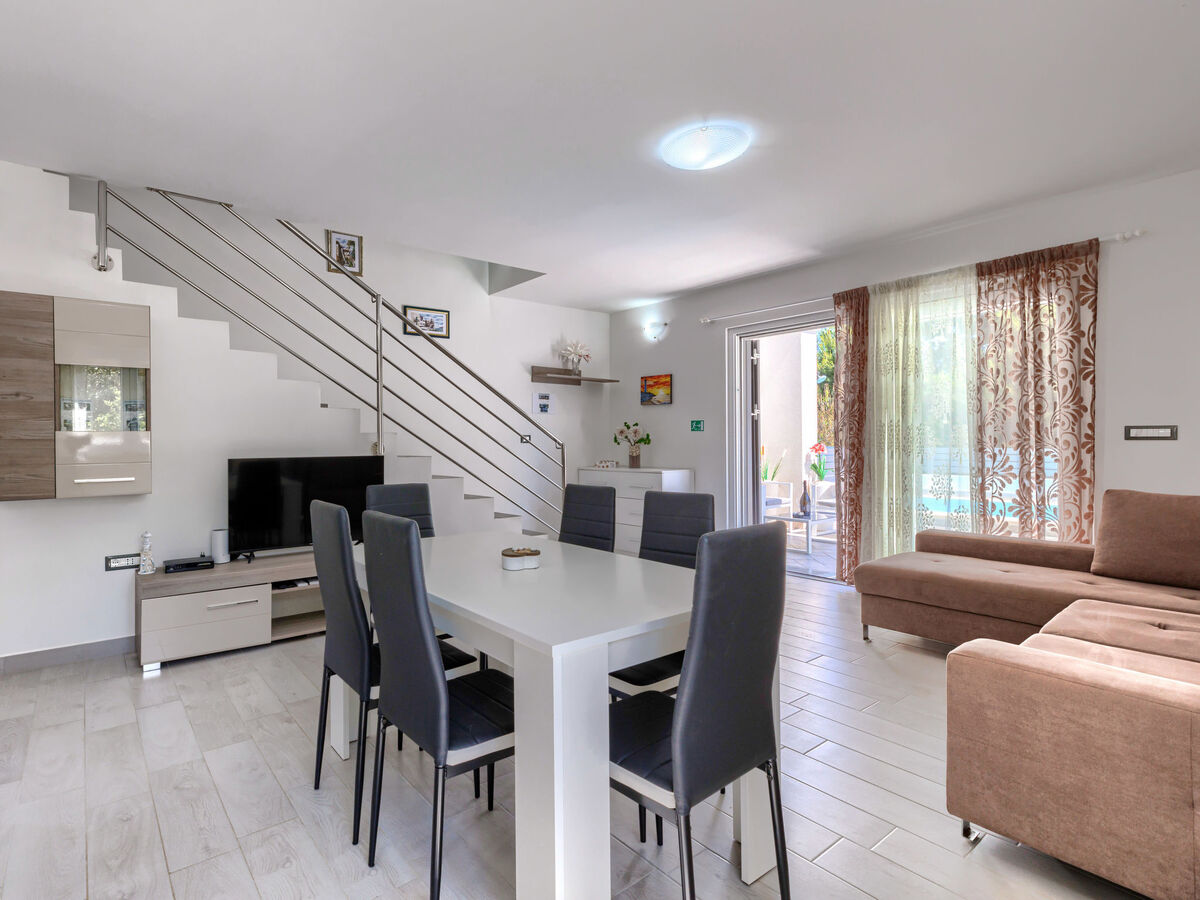 Villa Oli/B : maison 2 chambres avec piscine privée - Photo 10