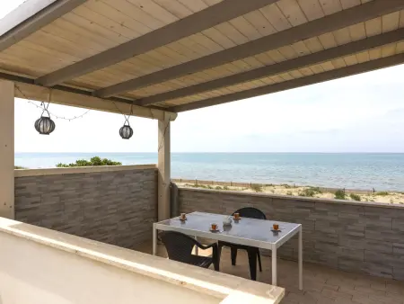 Rome's Beach House 1 - Appart. Torvaianica, 10m plage