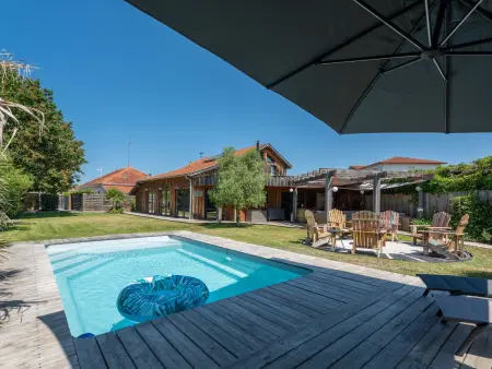 Location villa à Biscarrosse, Maison familiale style loft à Biscarrosse - 10 personnes, piscin