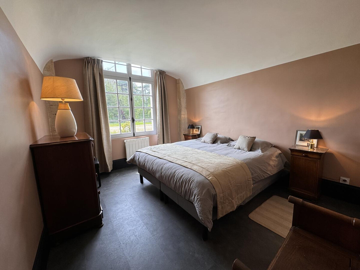 Pavillon XVIIIe siècle, parc privé 18 hectares - Photo 10