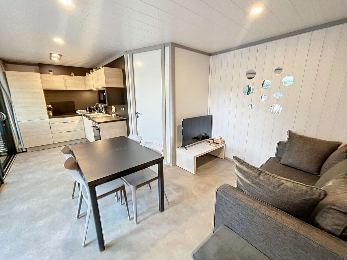 Chalet 6 pers. Jullouville : piscine chauffée, terrasse 45m² - Photo 5