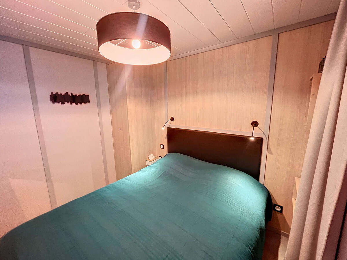 Chalet 6 pers. Jullouville : piscine chauffée, terrasse 45m² - Photo 8