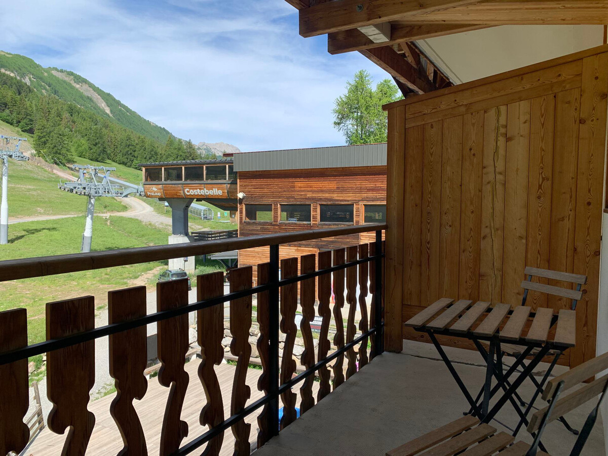Studio 4 pers. front de piste, balcon Sud à Pra-Loup - Photo 9