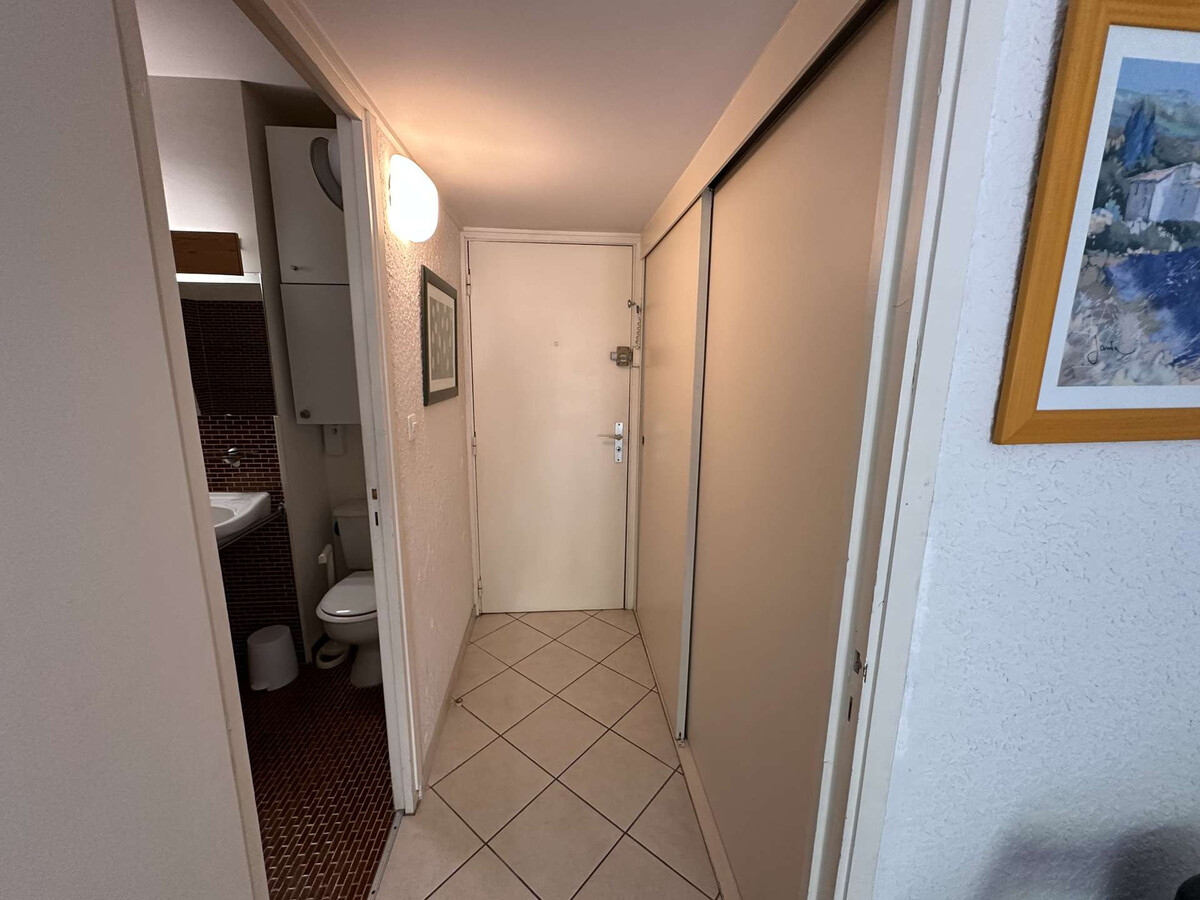 Studio vue mer avec terrasse 8m², piscine, parking - Photo 13