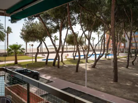 Appartement 3 chambres bord de mer à Torredembarra, parking : photo 3