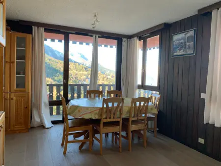 Location appartement à Pra Loup, Petit T2 jusquà 5 pers, proche centre-station & pistes, avec parking privé