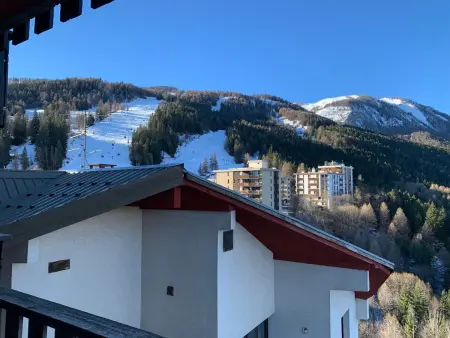 T2 vue vallée à Pra-Loup, 80 m des pistes et parking : photo 6
