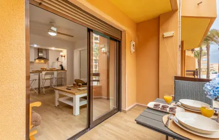 Appartement vue mer avec piscine à La Manga del Mar Menor : photo 8