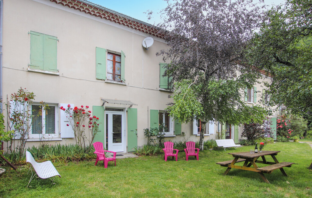 Maison 5 pers. à Burzet, jardin et accès pêche - Photo 2