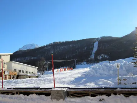 Studio rénové front de neige, balcon sud, La Salle-les-Alpes : photo 10