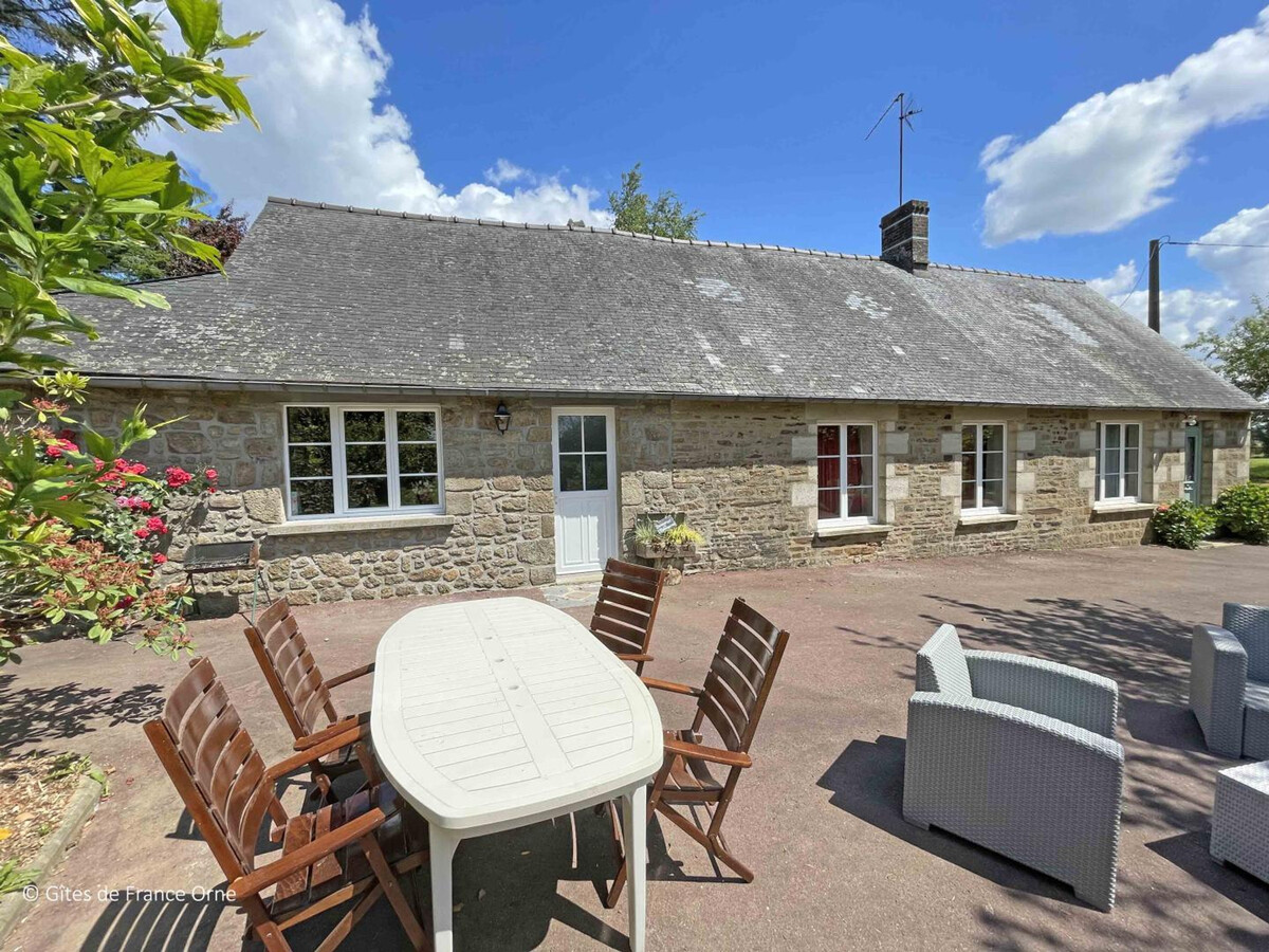 Gîte en pierre plain pied, jardin 800 m² à Mantilly - Photo 21