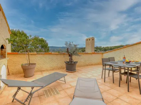 Appartement rénové avec terrasse vue mer, La Madrague : photo 6