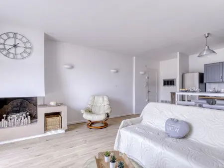 Appartement rénové avec terrasse vue mer, La Madrague : photo 10