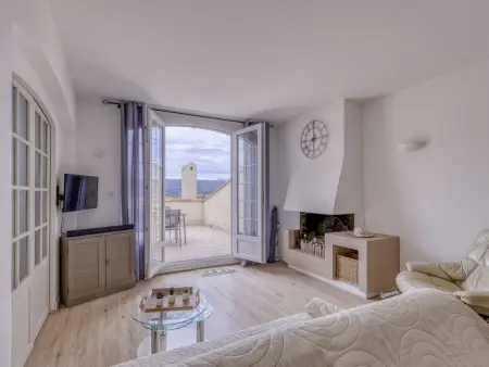 Appartement rénové avec terrasse vue mer, La Madrague : photo 14
