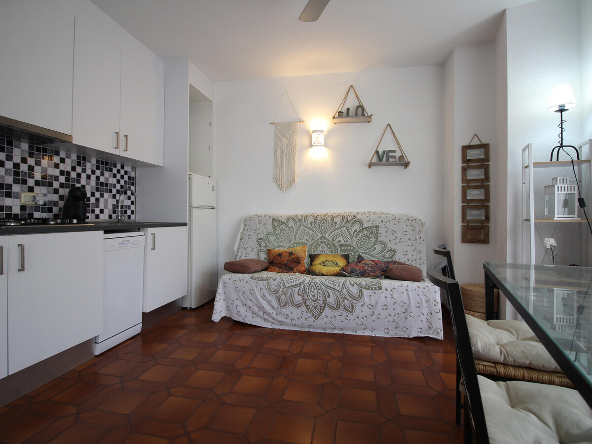 Appartement 20m de la plage à Llançà, clim et terrasse - Photo 3
