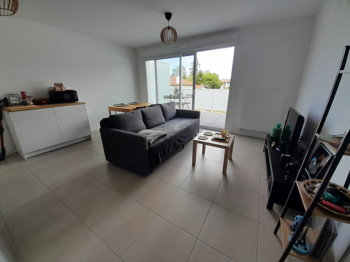 T2 42m² terrasse 6,5m² et parking à Anglet - Photo 1