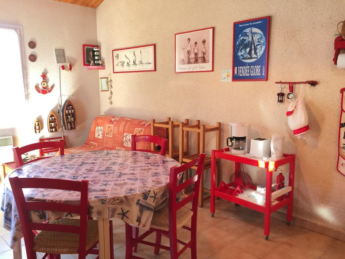 Maison 45m² à 900m de la plage, jardin clos à Longeville - Photo 3