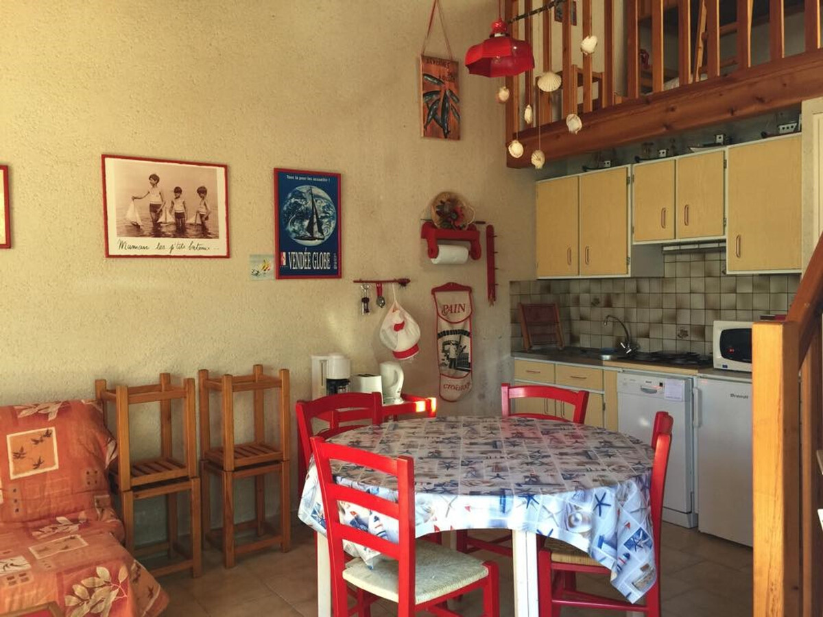 Maison 45m² à 900m de la plage, jardin clos à Longeville - Photo 4