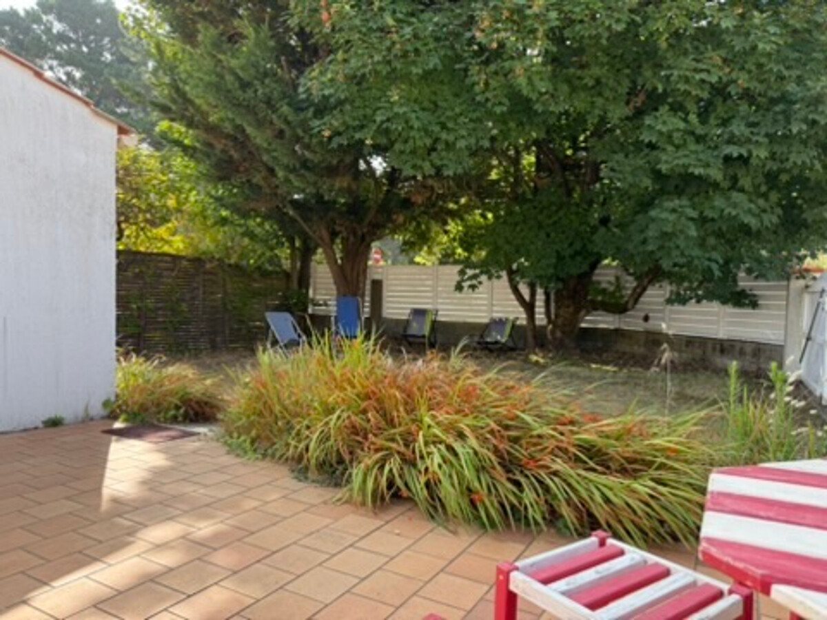 Maison 45m² à 900m de la plage, jardin clos à Longeville - Photo 9