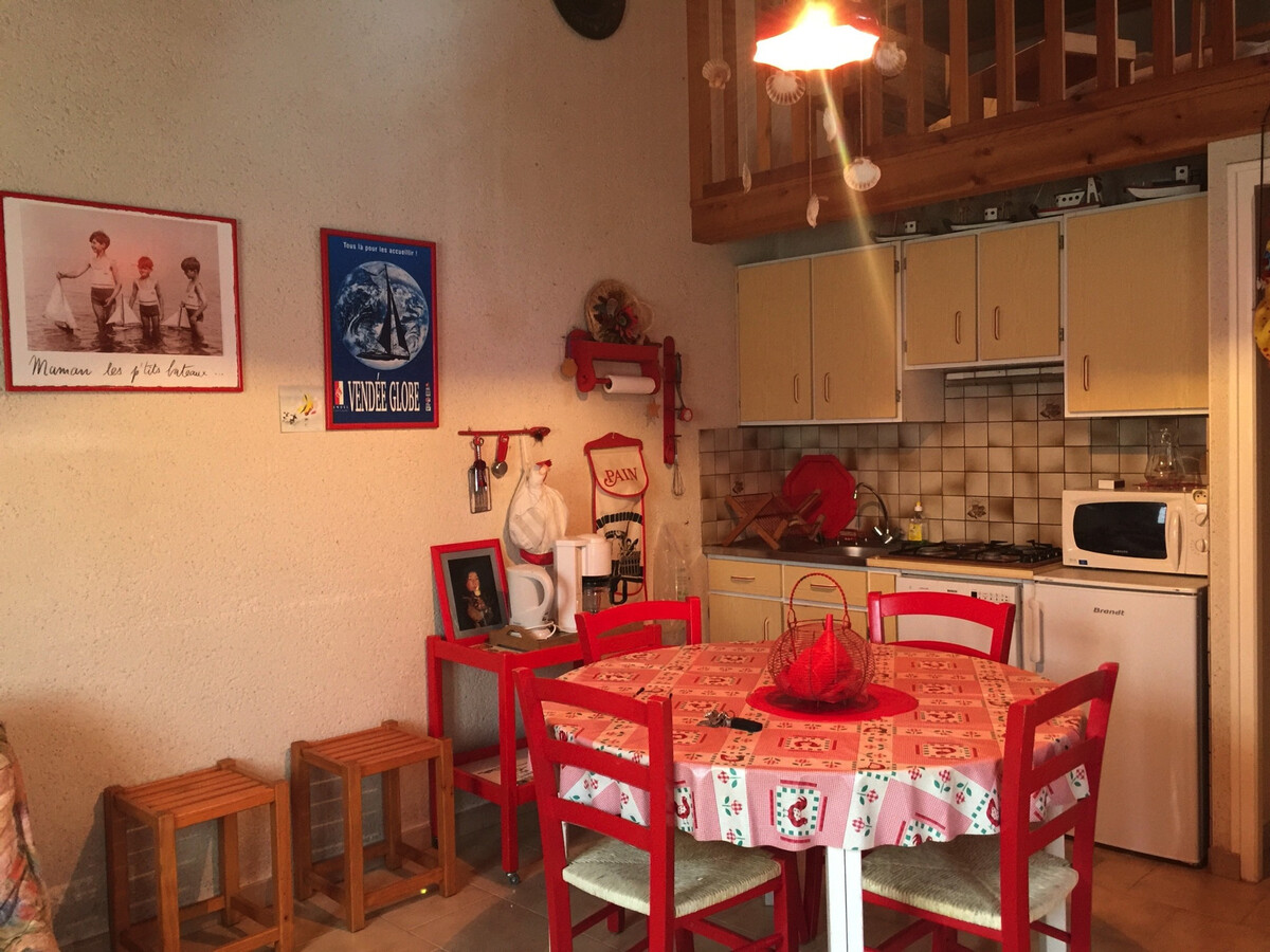 Maison 45m² à 900m de la plage, jardin clos à Longeville - Photo 14