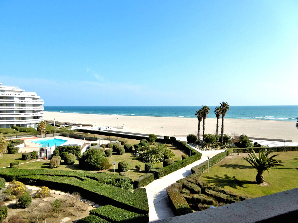 T2 cabine 46m² vue mer, piscine et parking à Canet - Photo 1