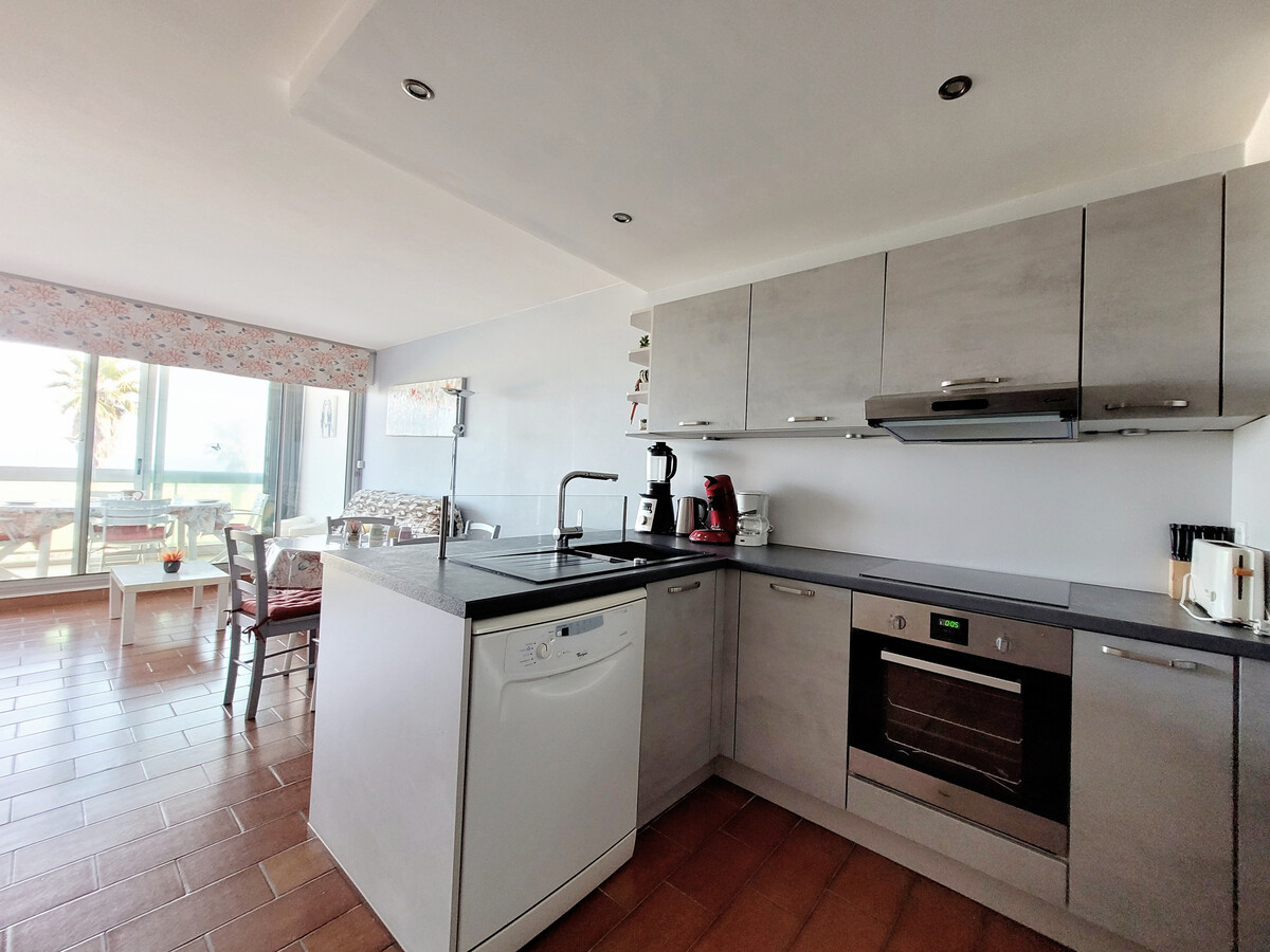 T2 traversant 41m² vue mer et Canigou - Plage à pied - Photo 12