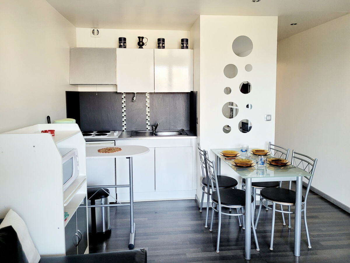 Studio cabine 25m² avec terrasse 21m² à Canet-en-Roussillon - Photo 8
