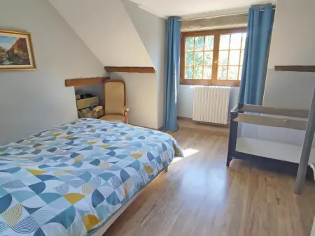 Manoir du XVème siècle avec jardin privé, cheminée et animaux acceptés - Photo 21