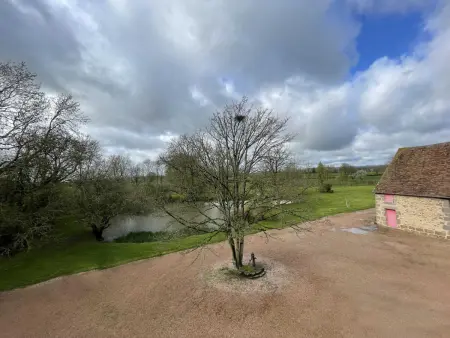 Manoir du XVème siècle avec jardin privé, cheminée et animaux acceptés - Photo 26