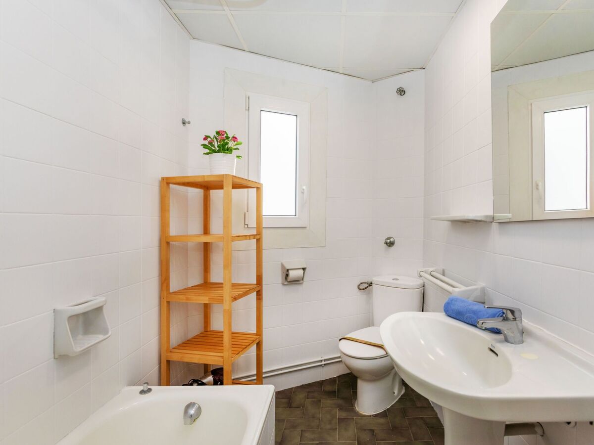 Appartement Gregal – centre de Tossa de Mar, à 50 m de la plage - Photo 14