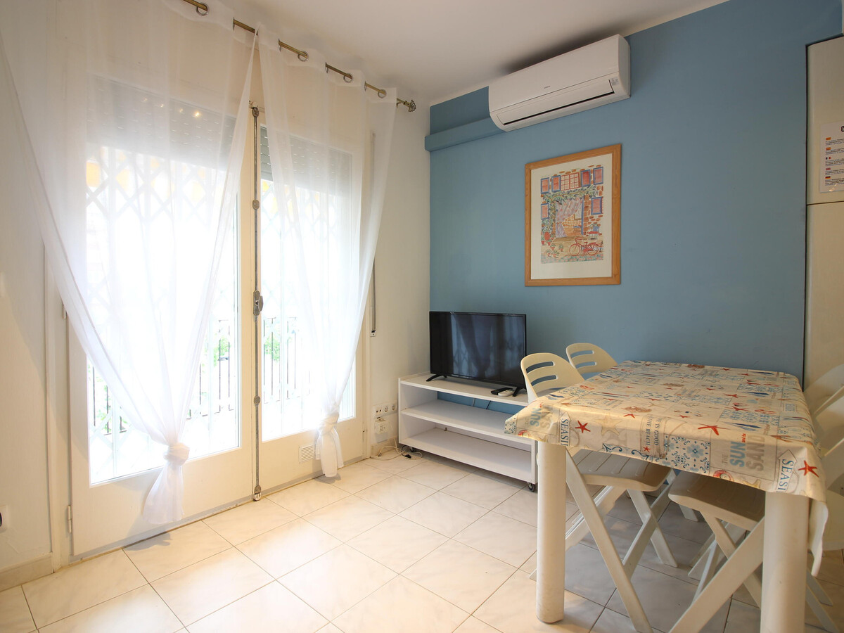 Appartement 4 pers. à Empuriabrava, balcon et clim - Photo 3
