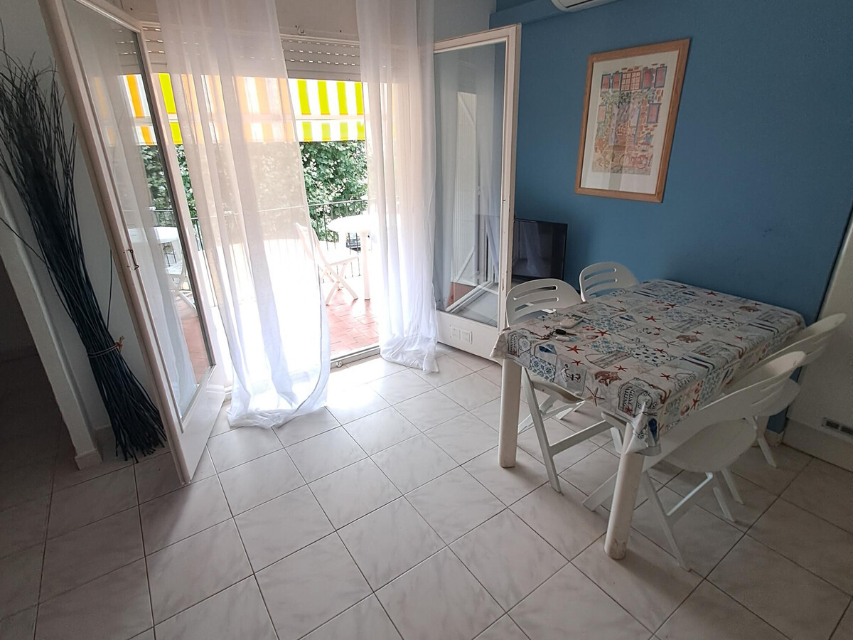 Appartement 4 pers. à Empuriabrava, balcon et clim - Photo 10