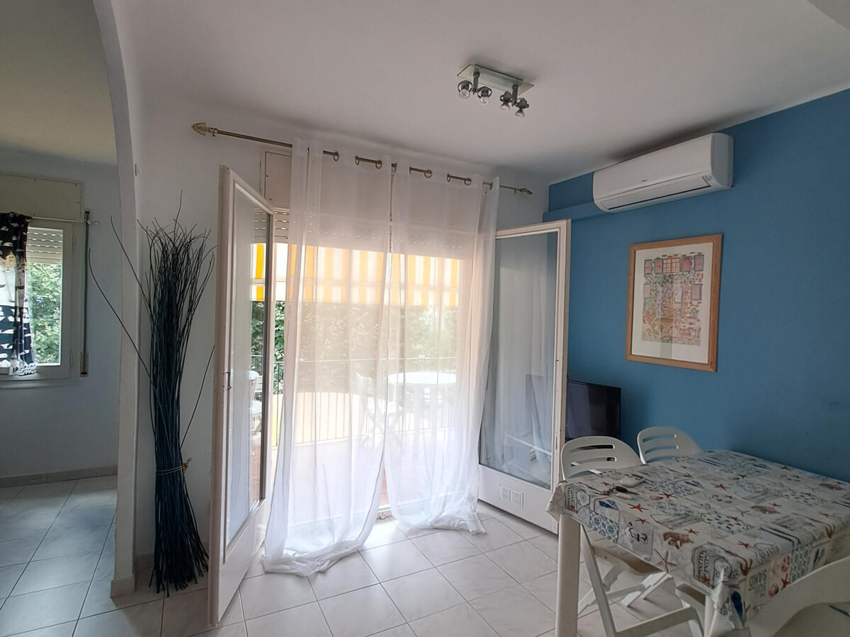 Appartement 4 pers. à Empuriabrava, balcon et clim - Photo 11