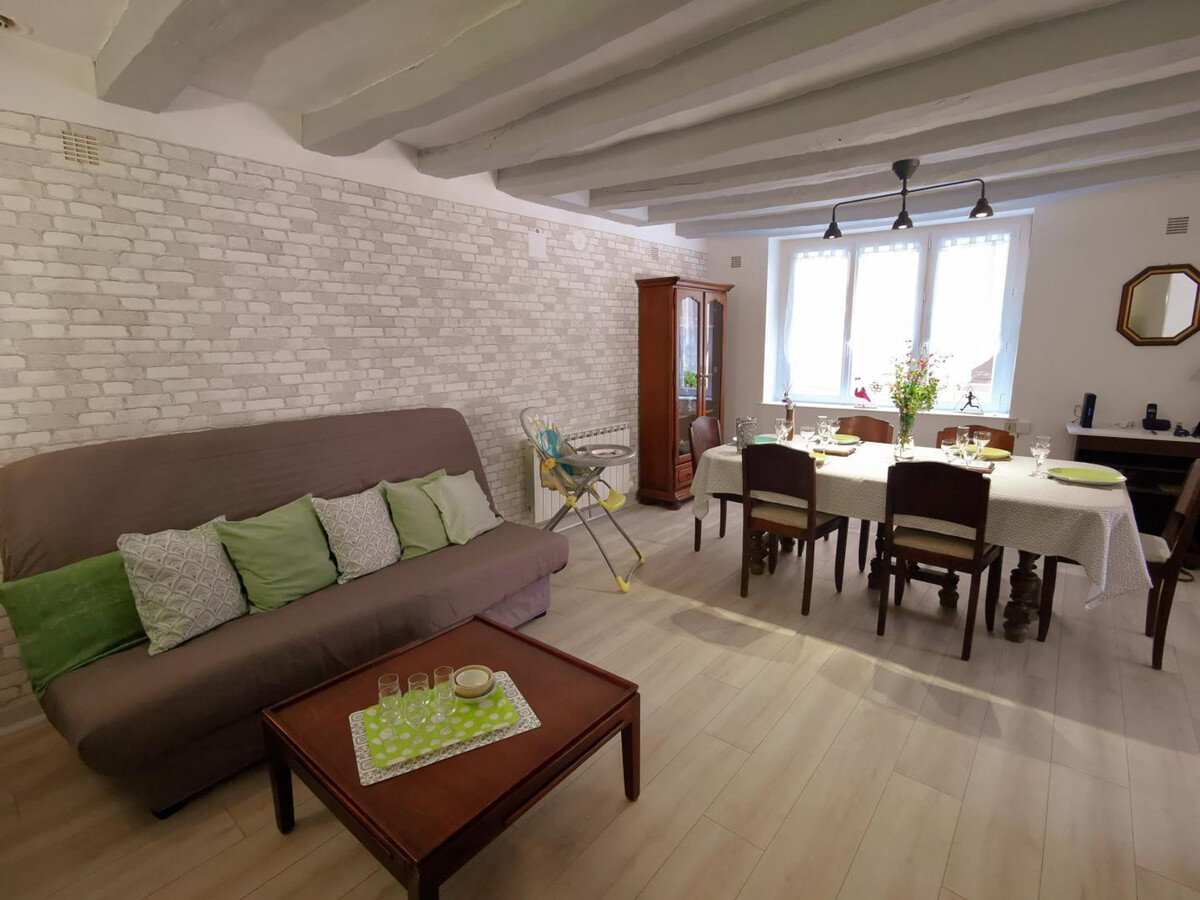Gîte 7 pers. tout inclus à Descartes, cour privée 70m² - Photo 3